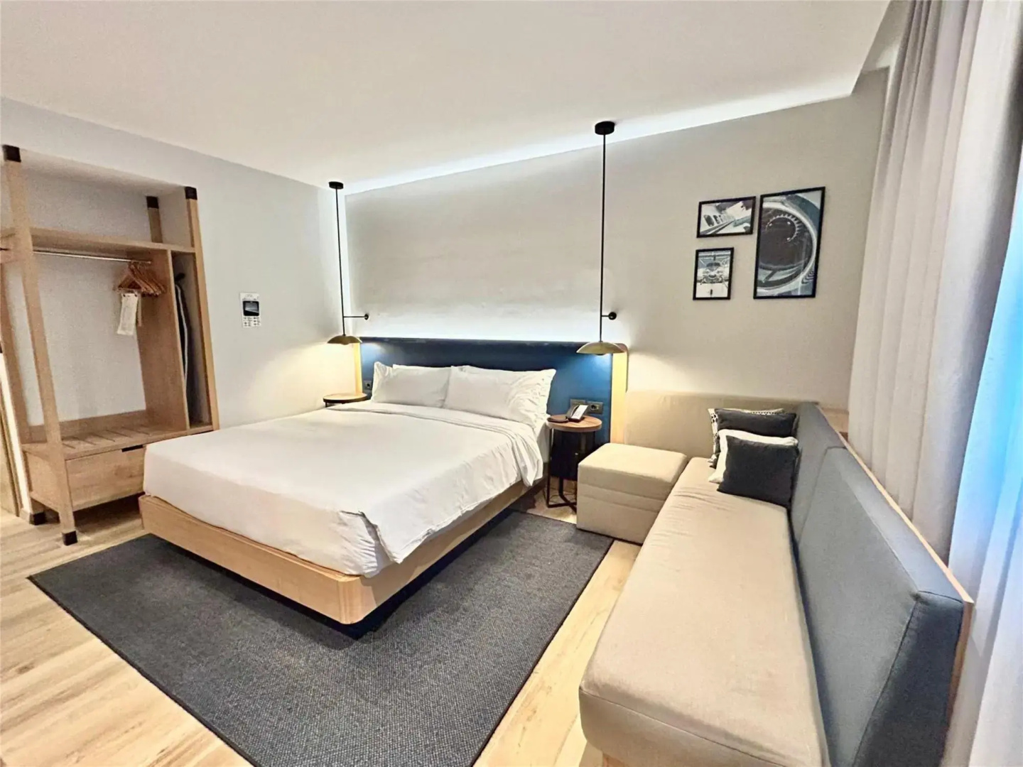 Photo - Hilton Garden Inn Bucharest Airport