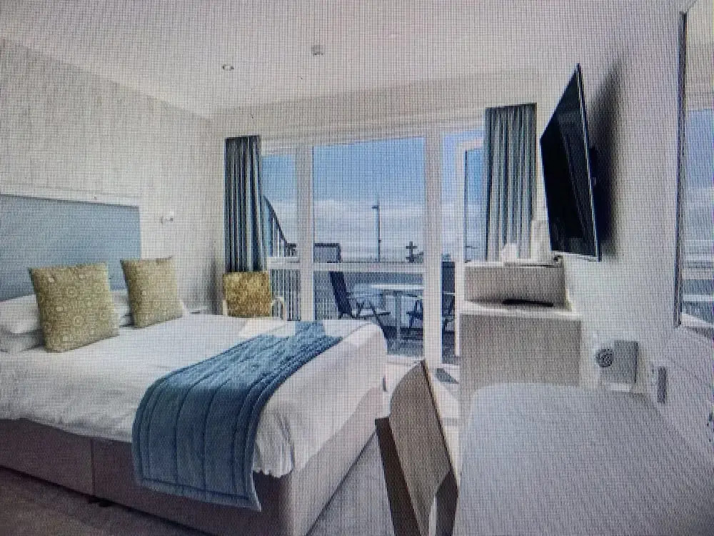 Photo - St Ives Hotel