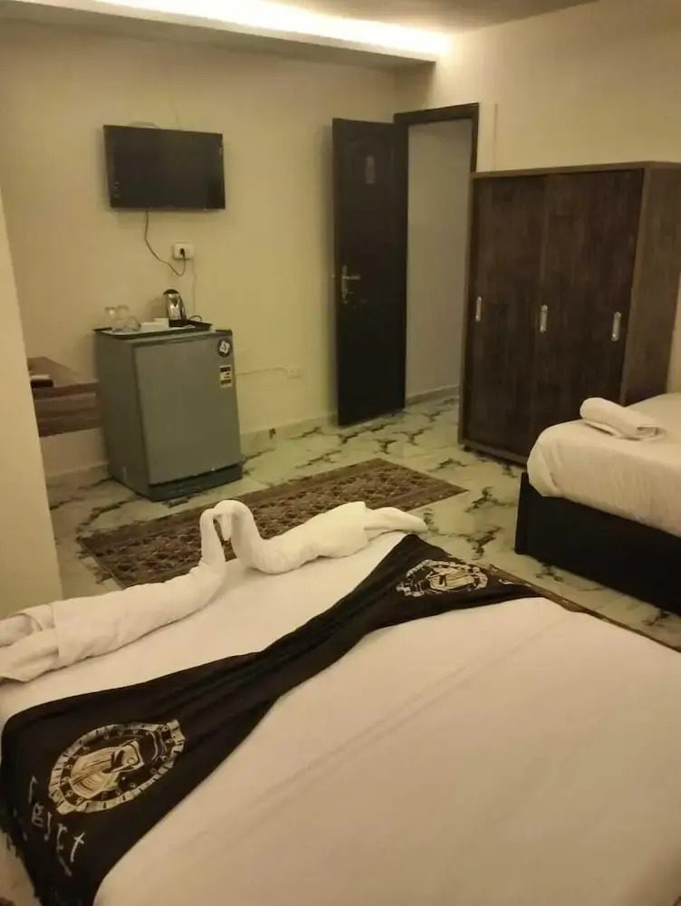 Photo - Pyramids High View Inn