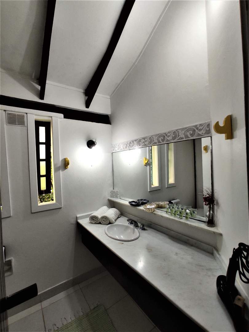 Photo - Hibiscus Beach