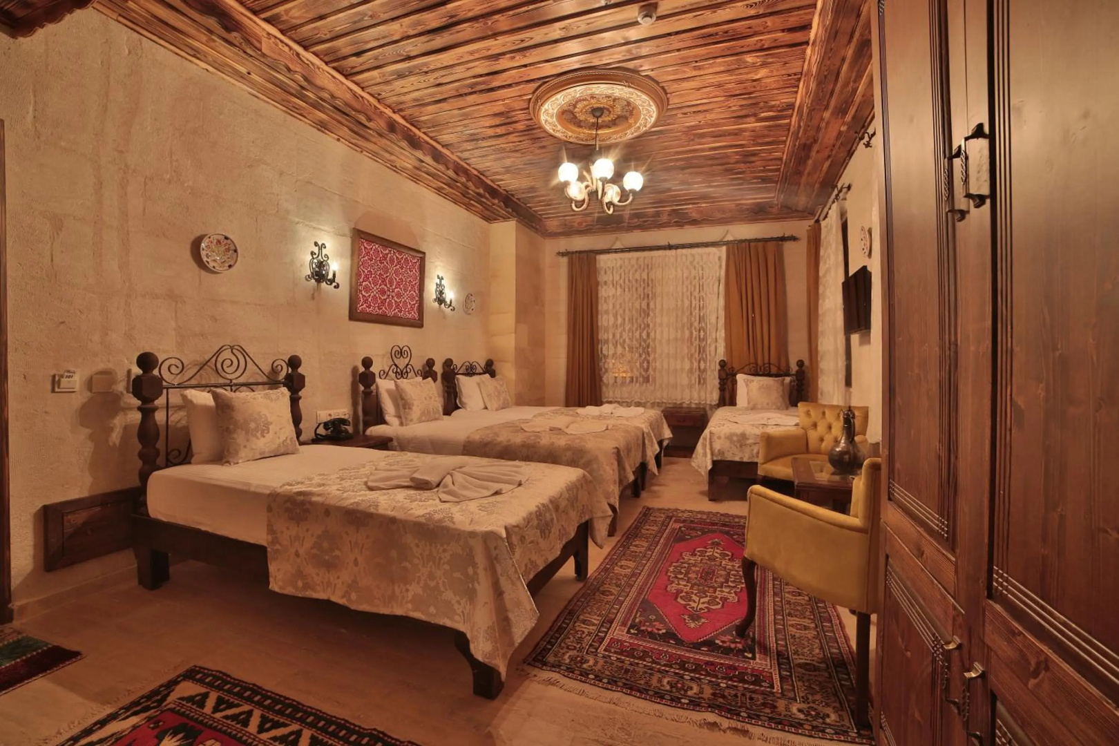 Foto - Caravanserai Inn Hotel