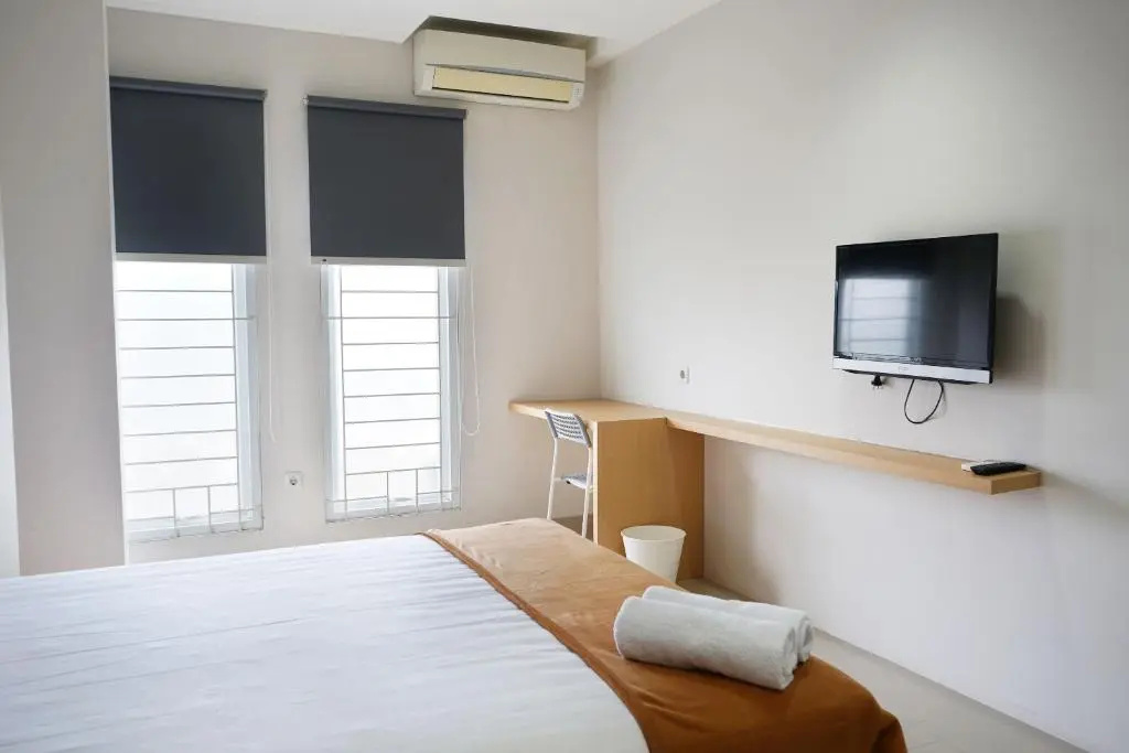 Foto - UROOMS Senayan