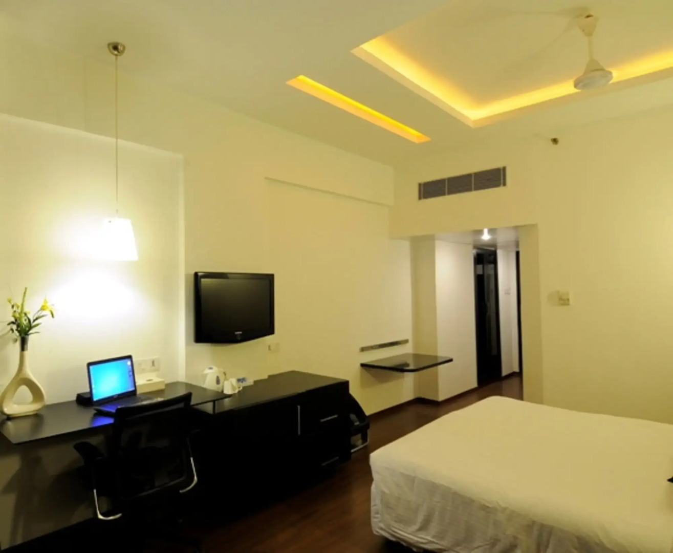 Photo - The Central Court