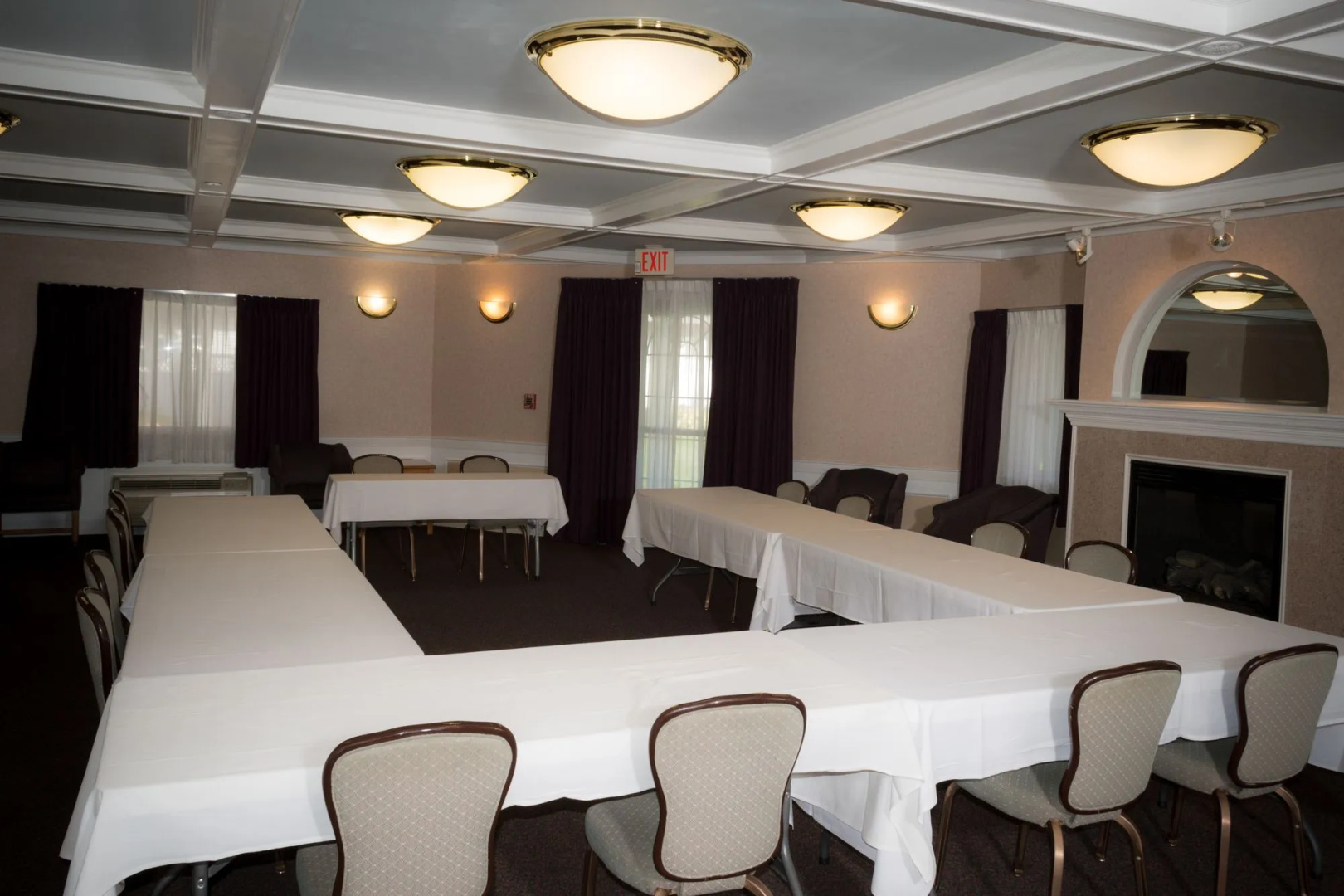 Photo - Best Western Plus Executive Court Inn & Conference Center