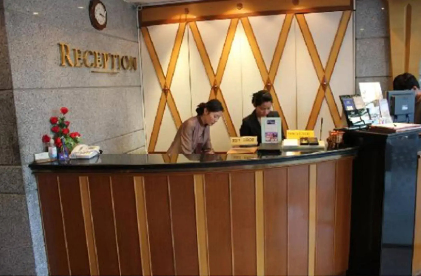 Foto - Majestic Suites Hotel