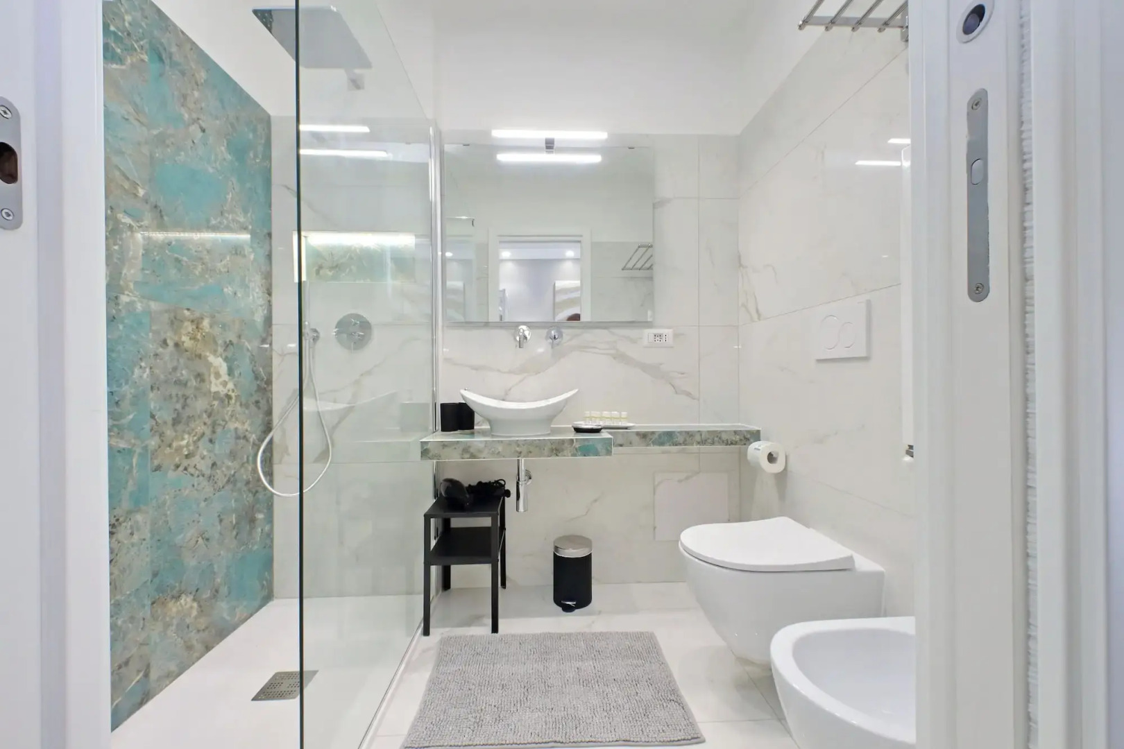 Foto - Roman Holiday Charming