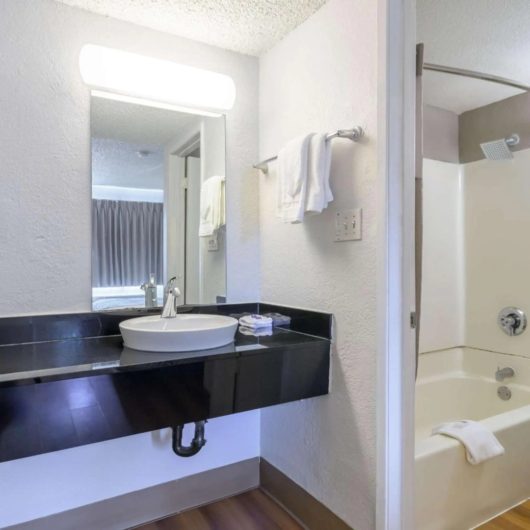 Foto - Motel 6 Hayward, CA – Silicon Valley Gateway