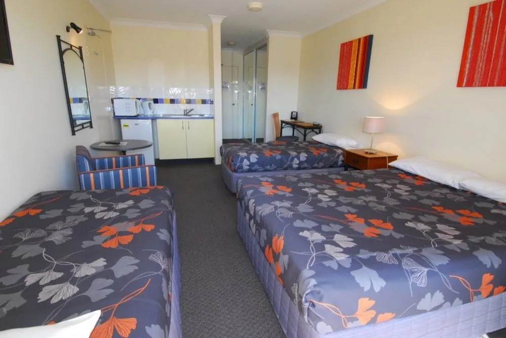 Photo - Southend Hotel
