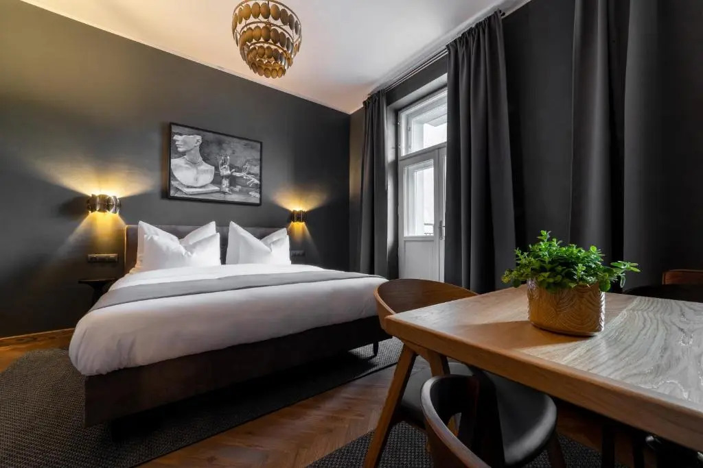 Photo - The Viaduct - Suites & More