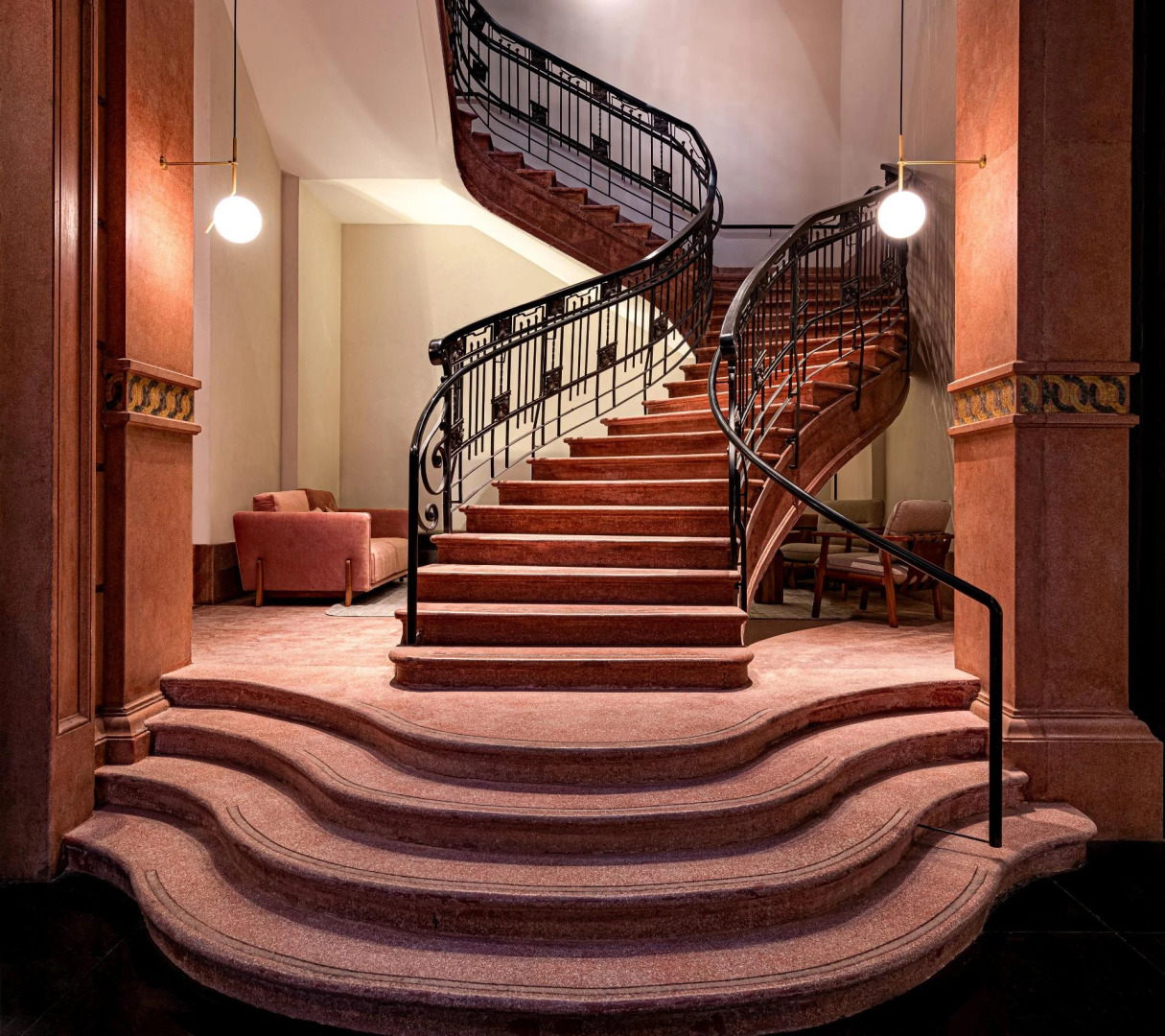 Photo - Umbral, Curio Collection By Hilton