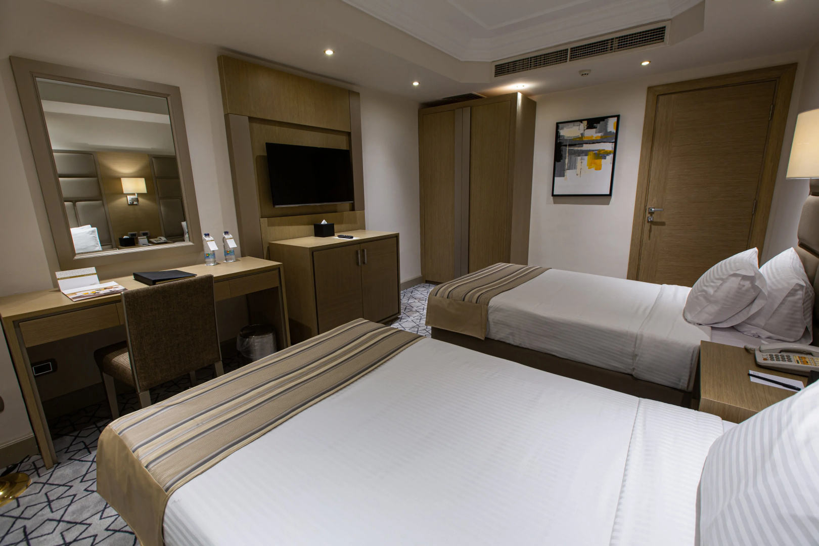 Photo - Triumph Plaza Hotel