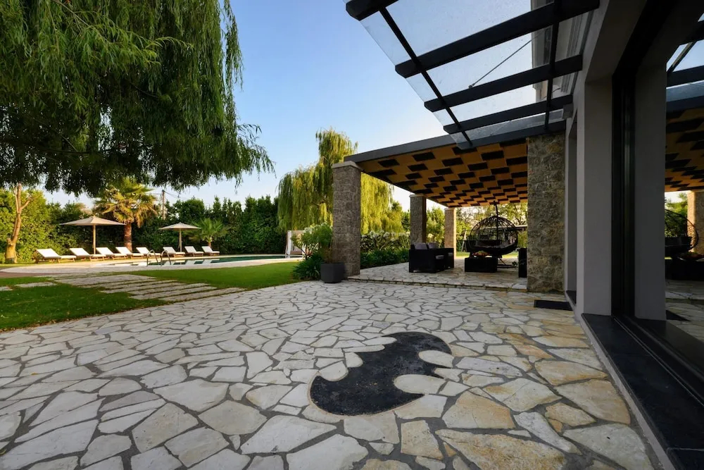 Foto - Villa Black White Dassia