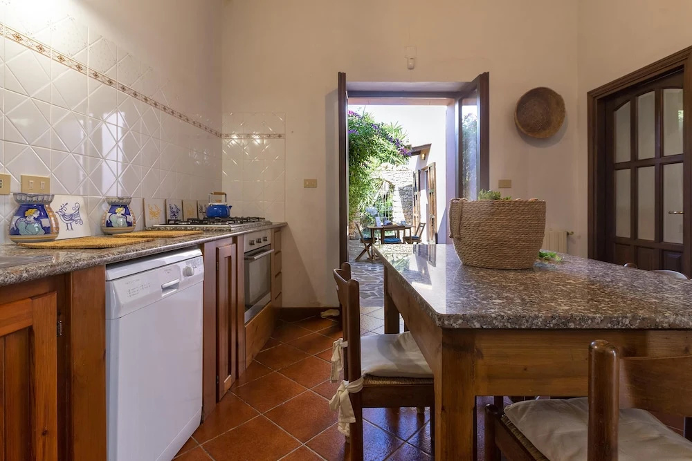 Photo - Sardinia Re - Villa Donna Beatrice