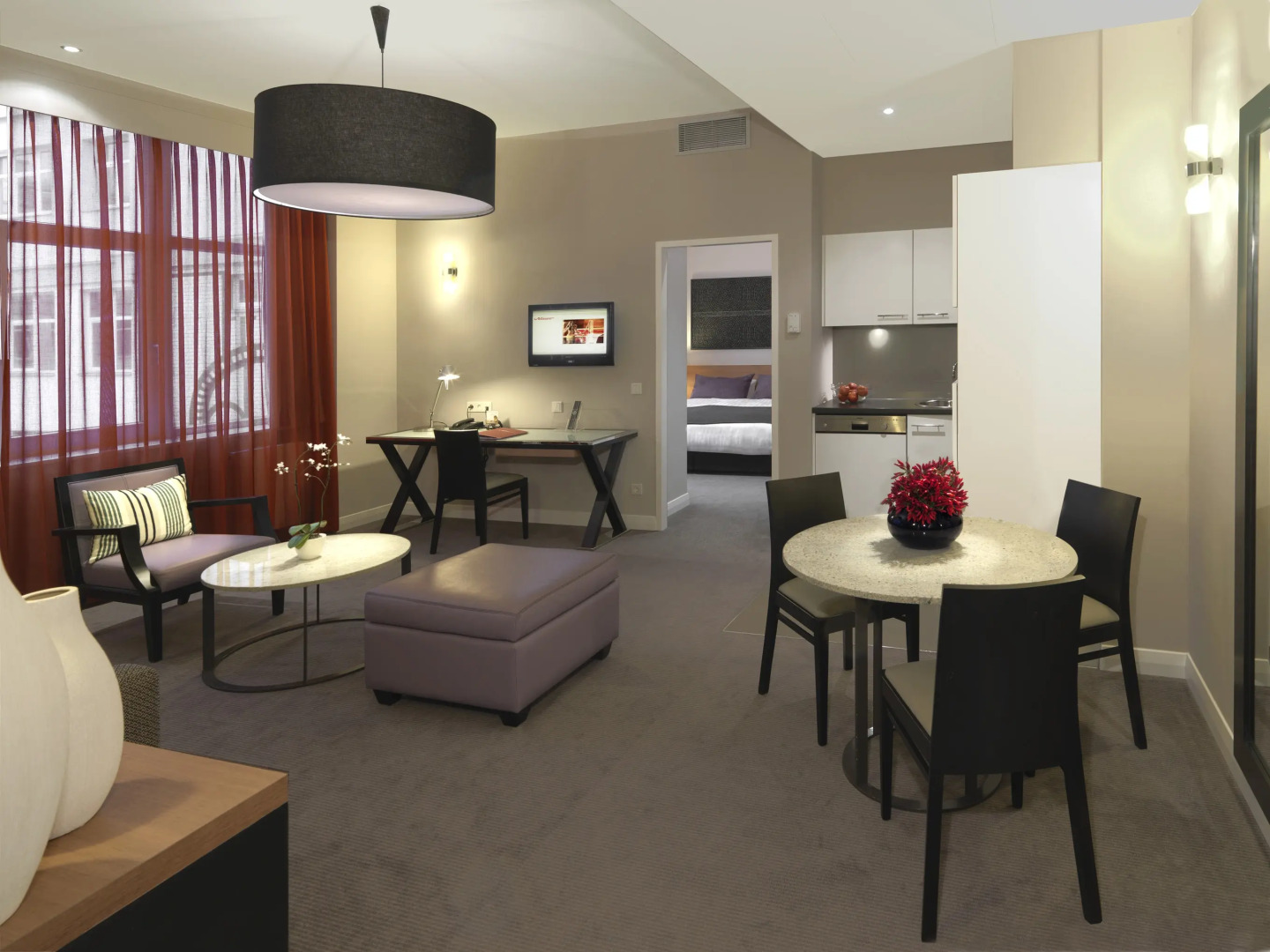 Photo - Adina Apartment Hotel Berlin Checkpoint Charlie