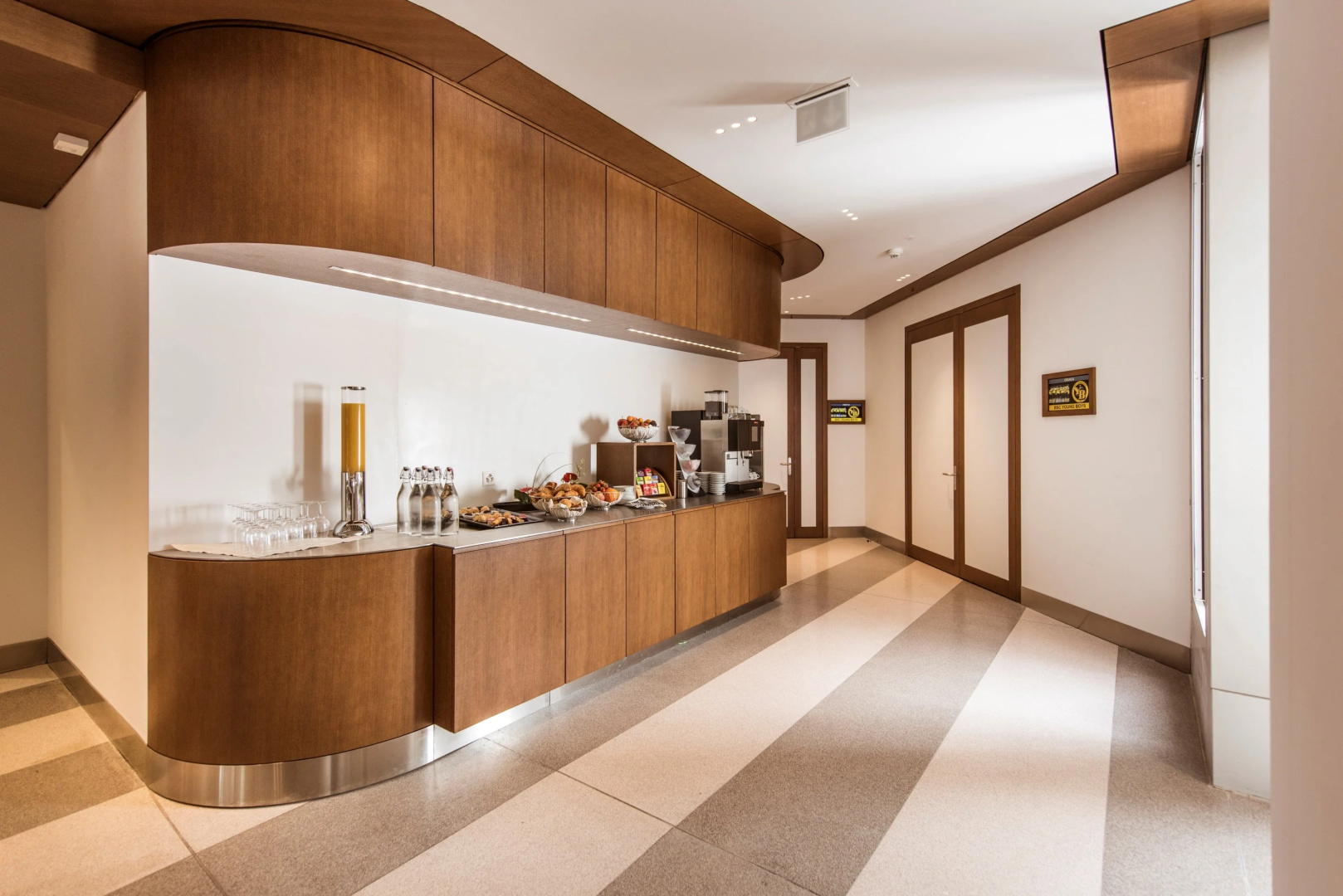 Photo - Hotel Ambassador