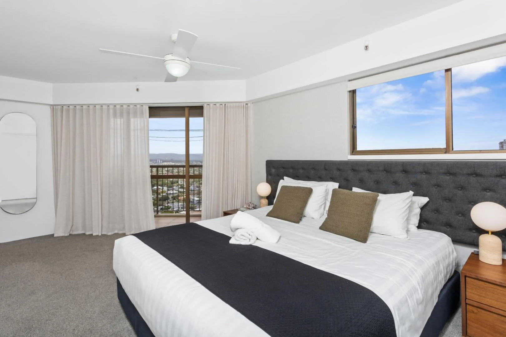 Photo - Burleigh Esplanade Apartments