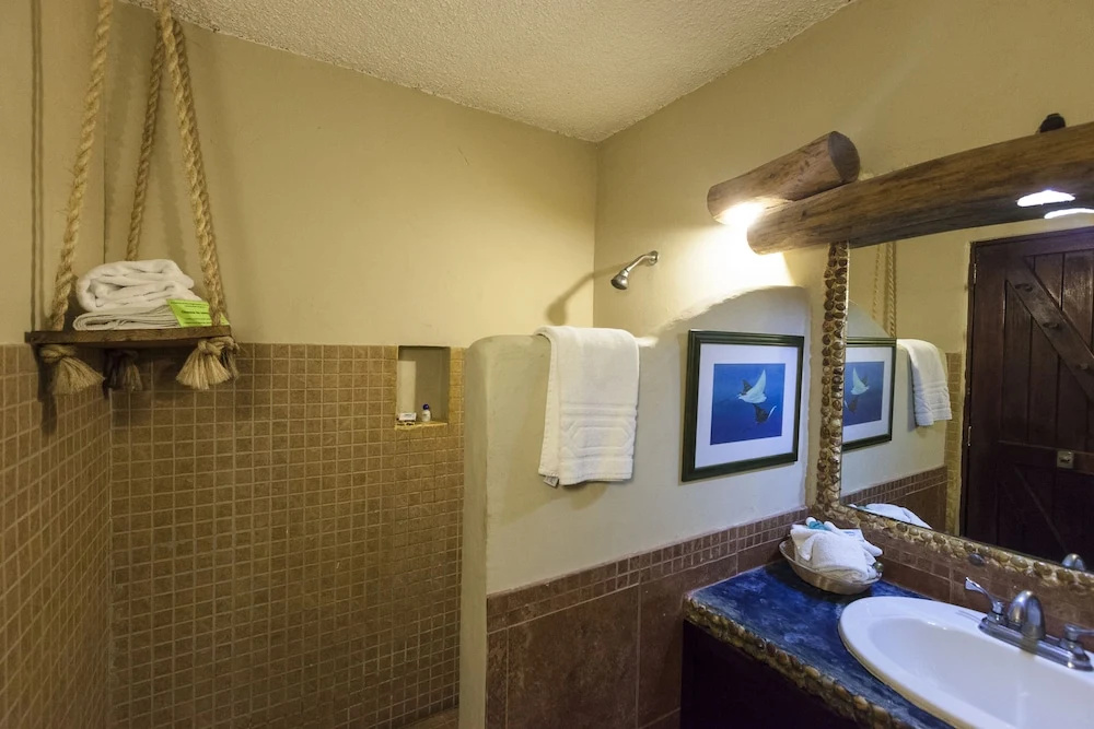 Photo - Blue Angel Resort