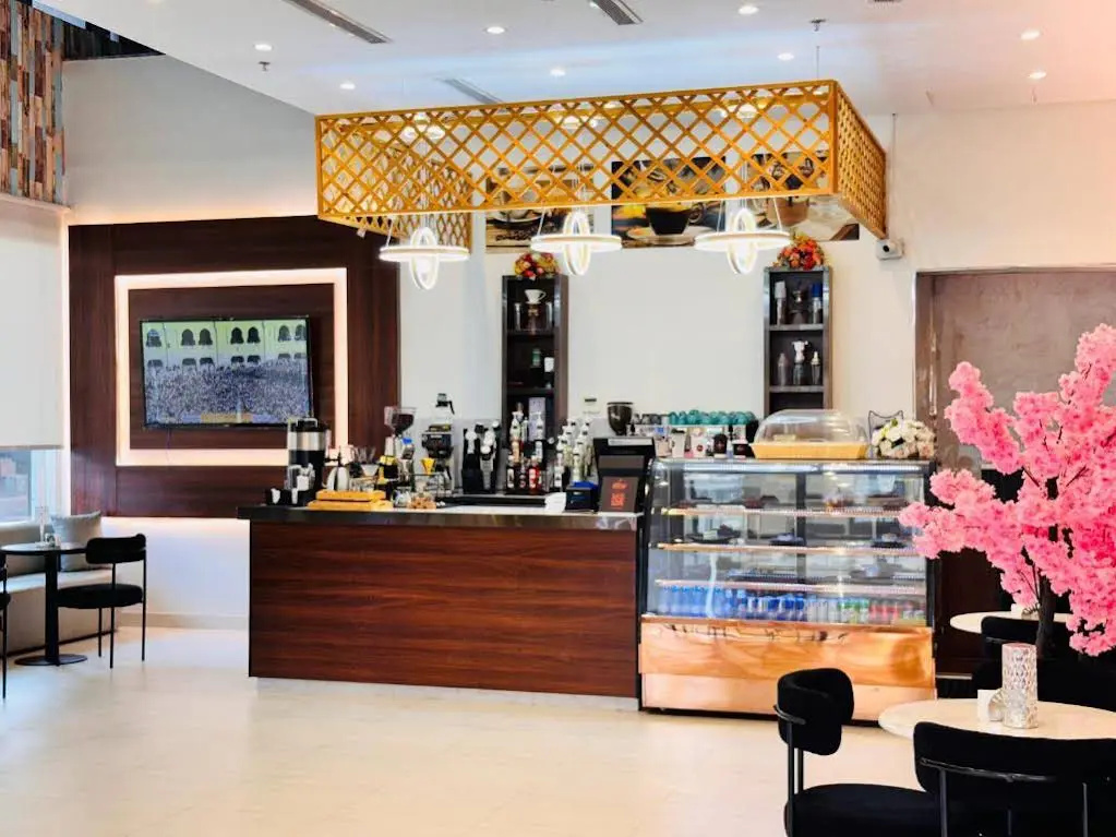 Foto - Rowaa Lindy Hotel Makkah