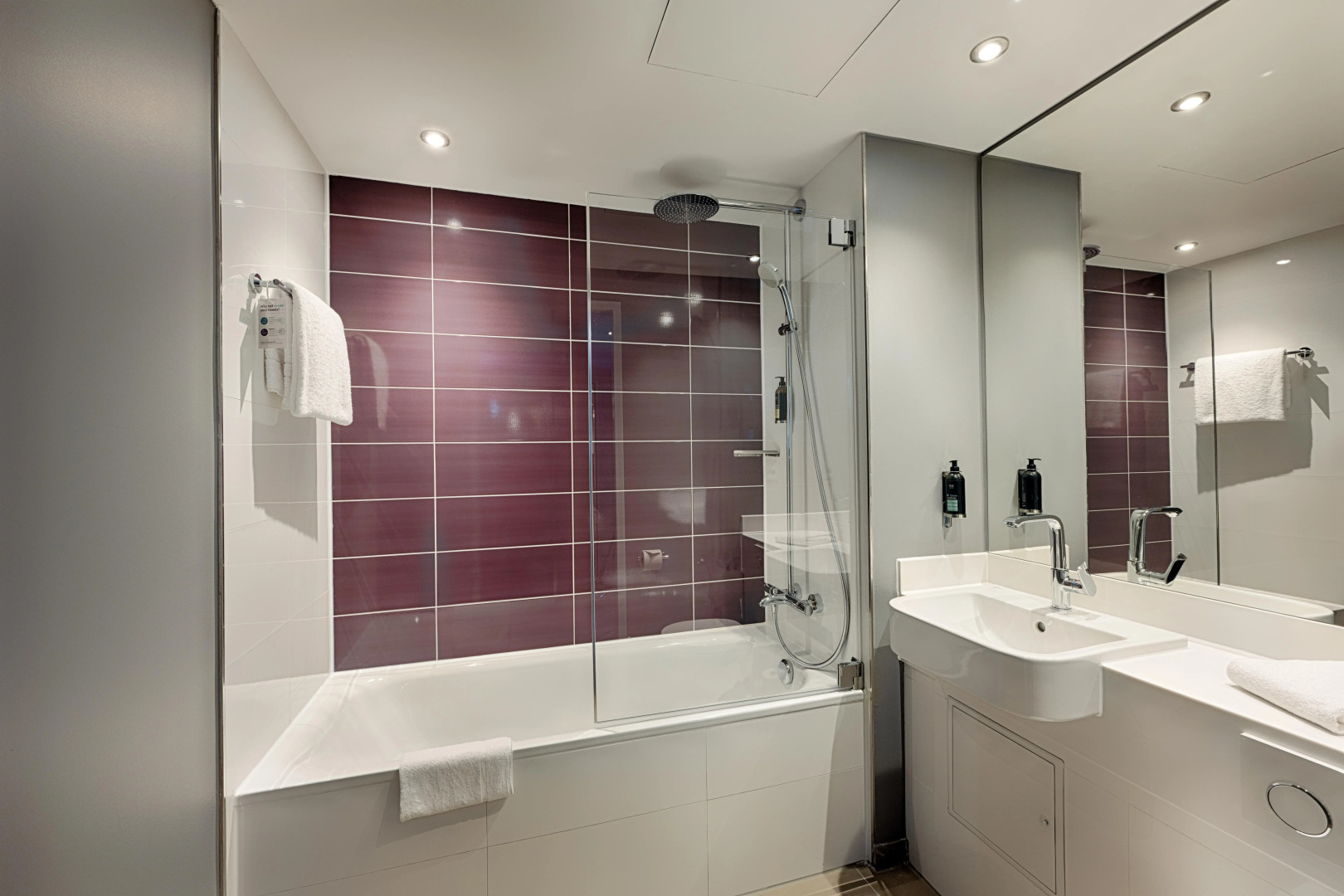 Photo - Premier Inn Düsseldorf City Friedrichstadt