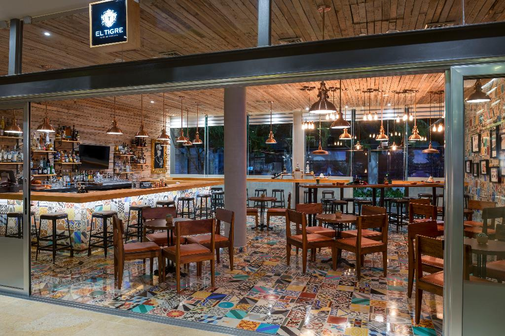 Foto - The Fives Downtown Hotel - Curio Collection by Hilton