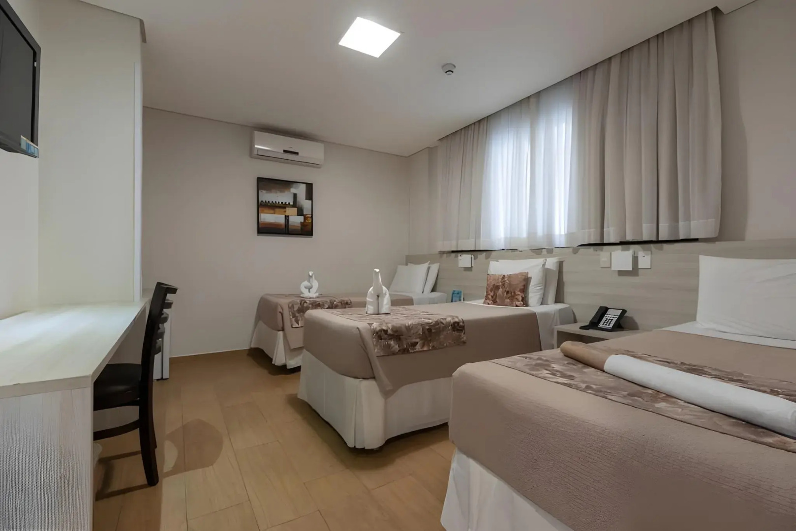 Foto - Tarobá Hotel