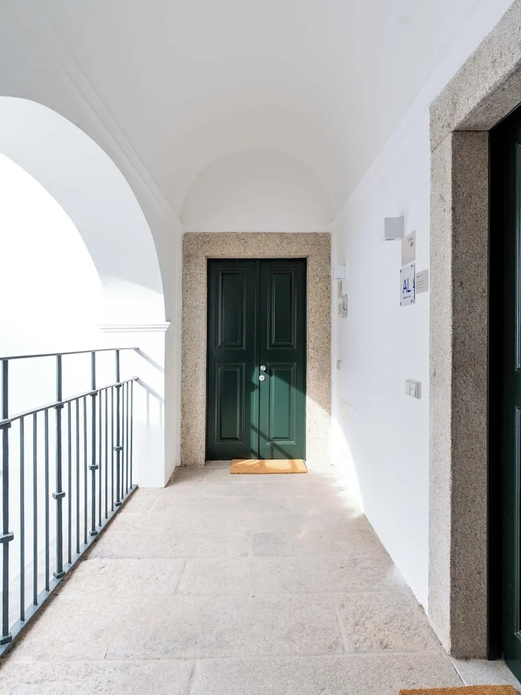 Photo - Limehome Evora Rua de Machede 61