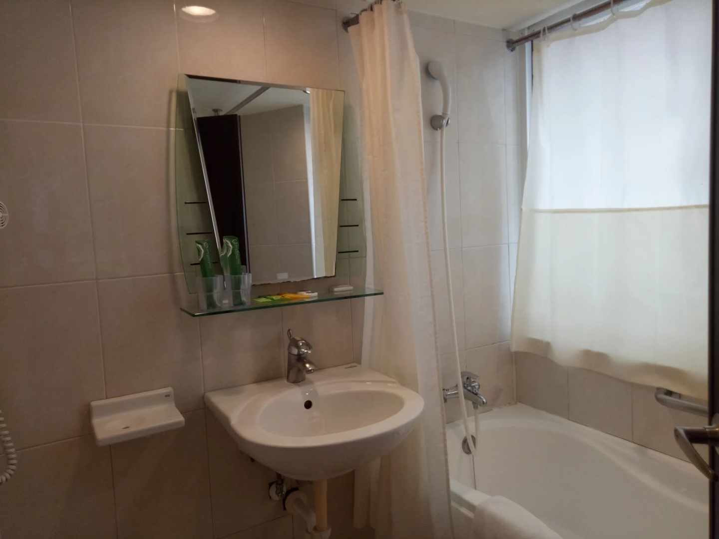 Foto - New World Hotel