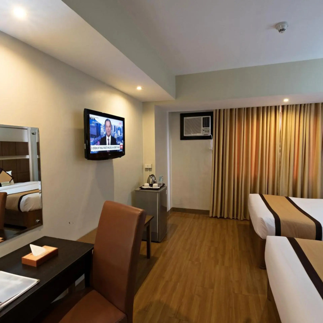Foto - The Pinnacle Hotel and Suites