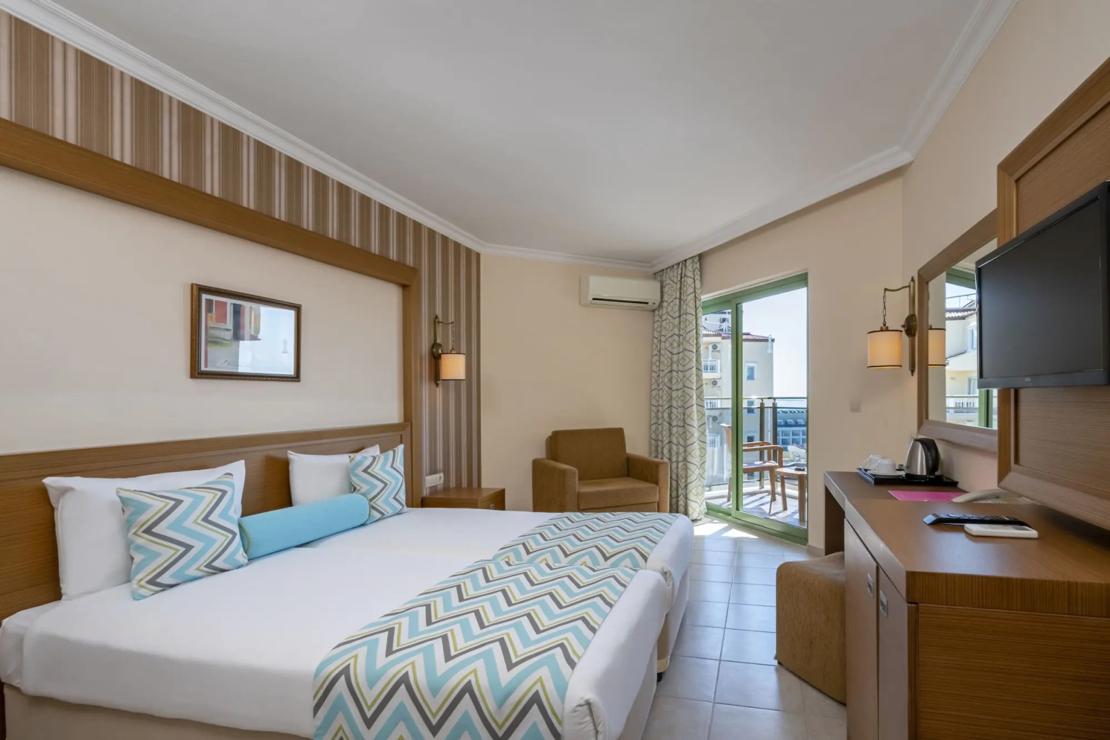 Foto - İz Flower Side Beach Hotel