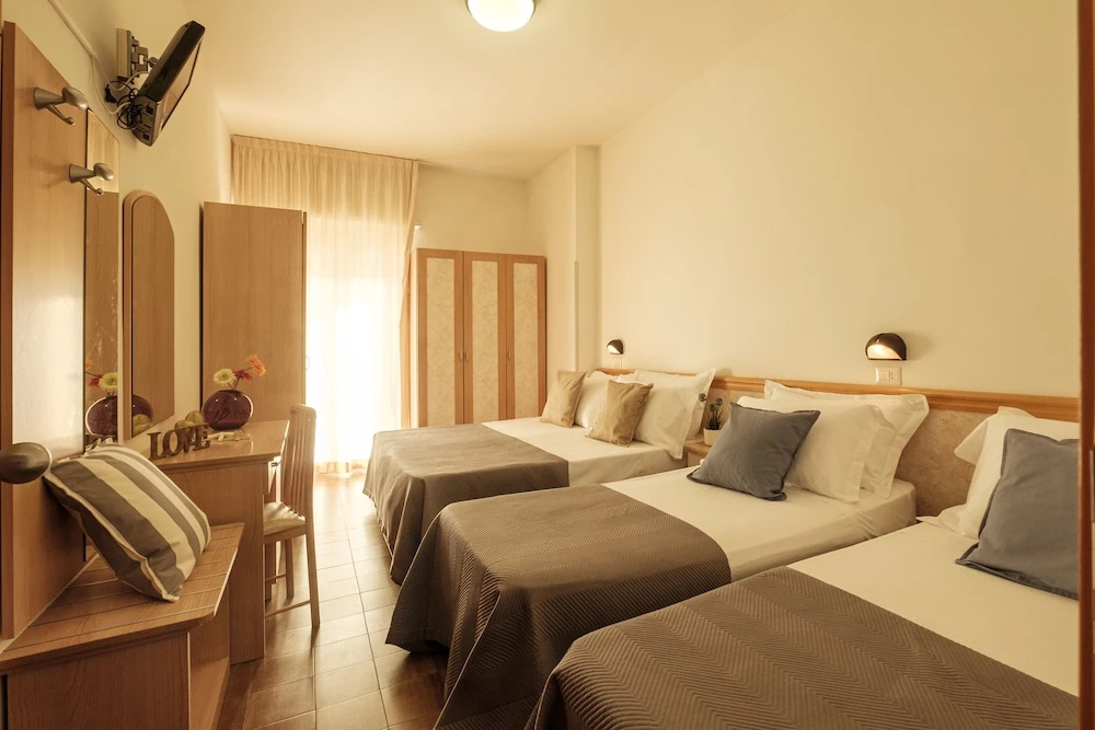 Photo - Hotel Oceanic
