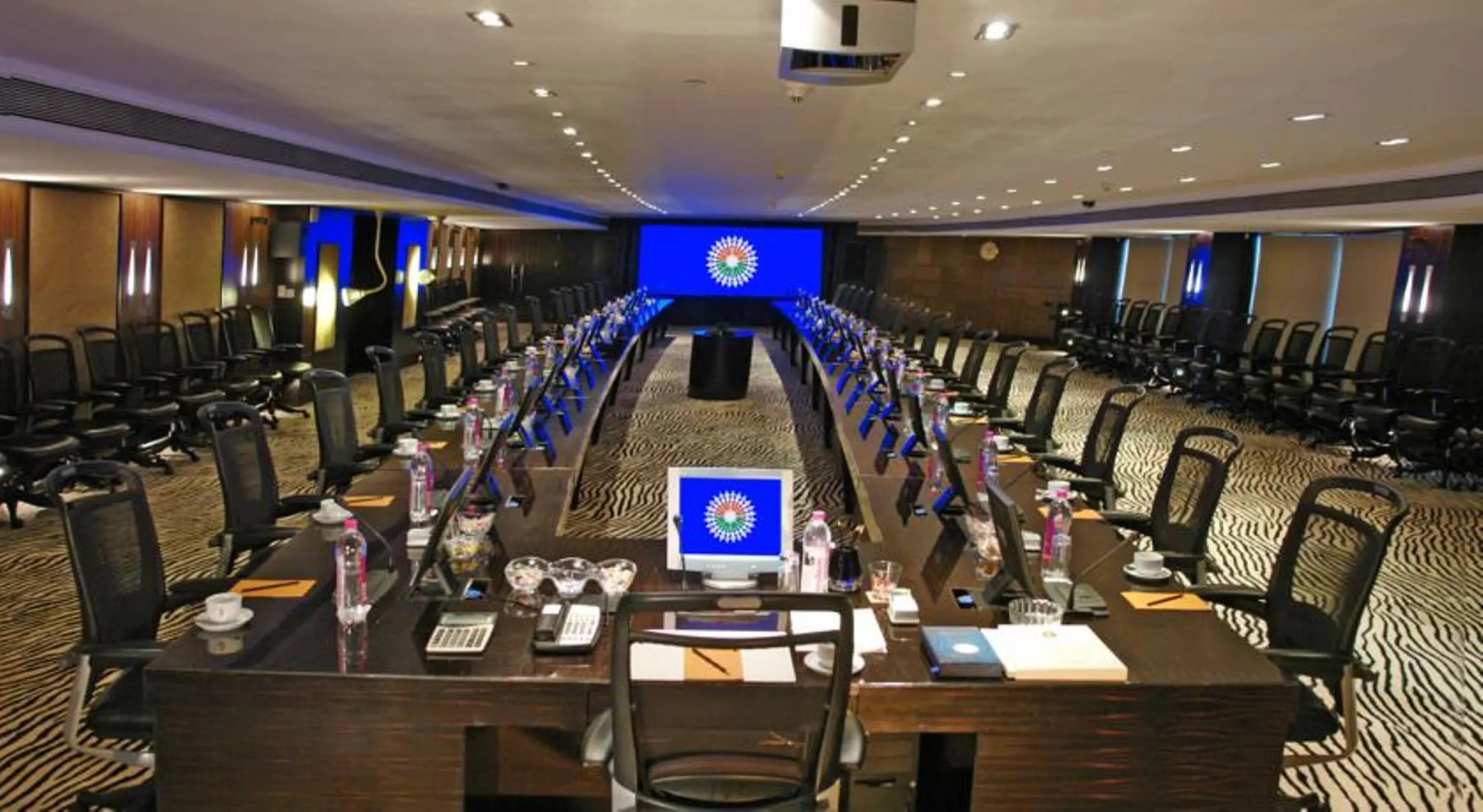 Photo - Hotel Sahara Star