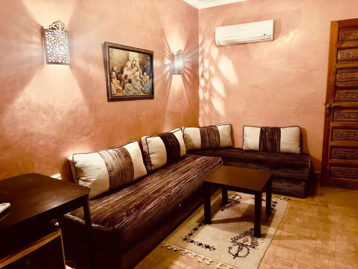Photo - Riad Radia