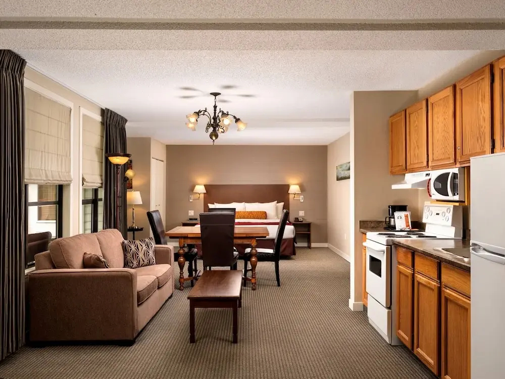 Photo - Huntingdon Hotel and Suites