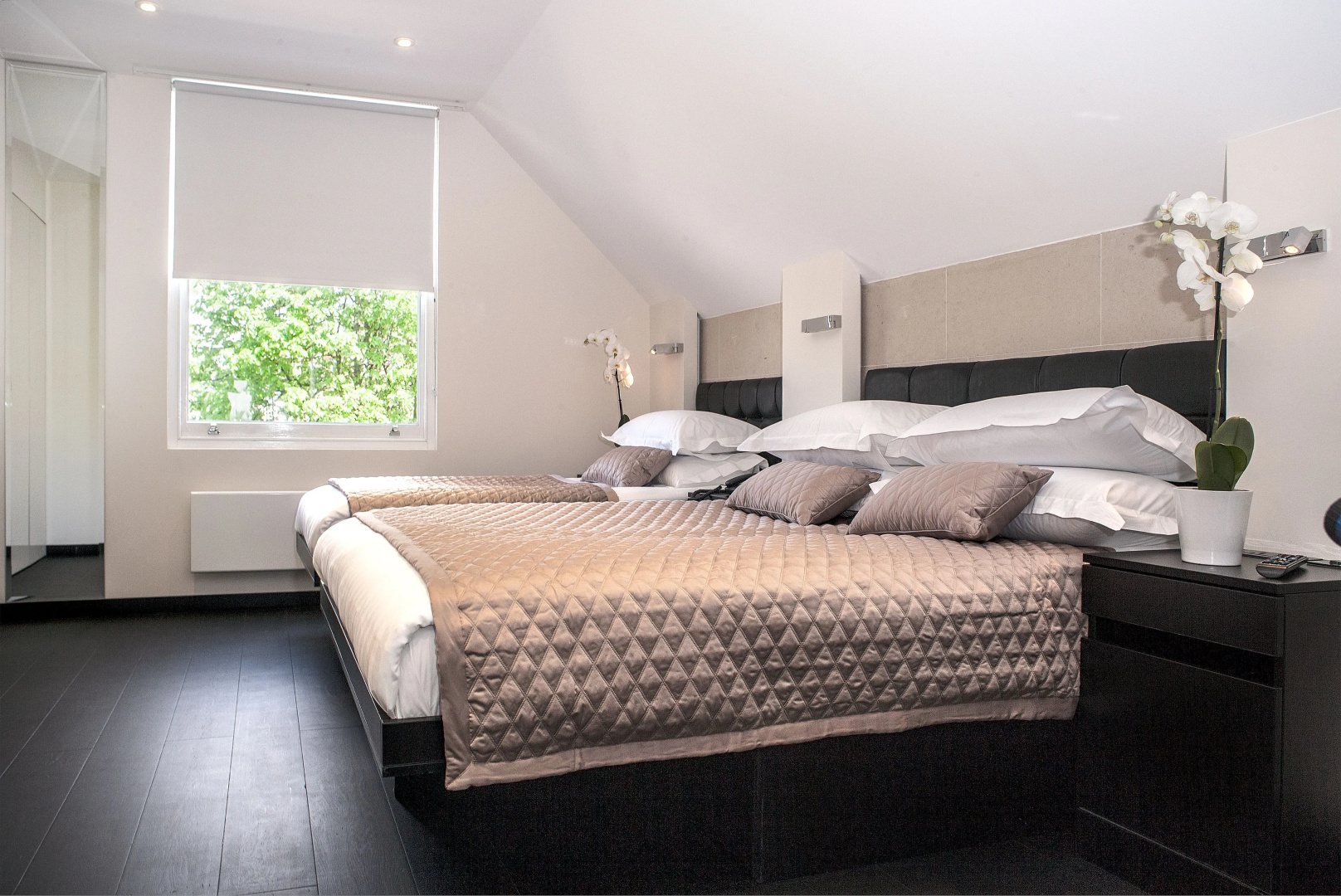 Photo - NOX Golders Green