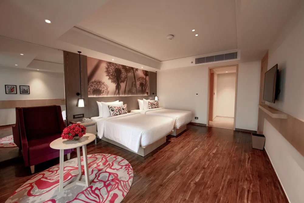 Photo - The Gaurs Sarovar Premiere