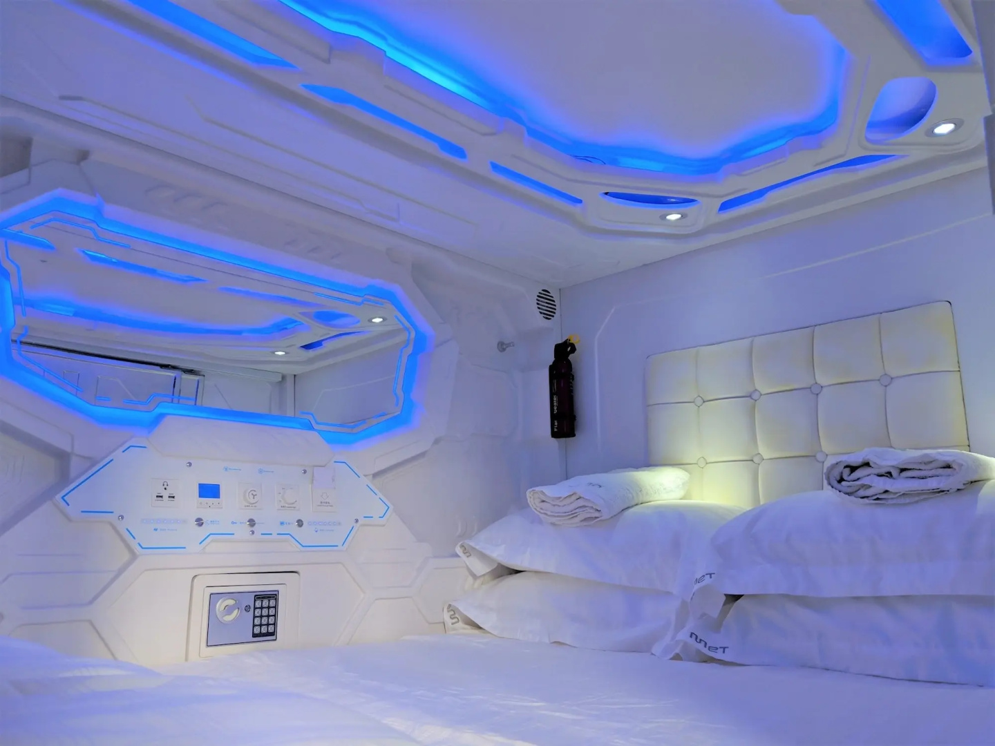 Foto - Met A Space Pod @ Arab Street