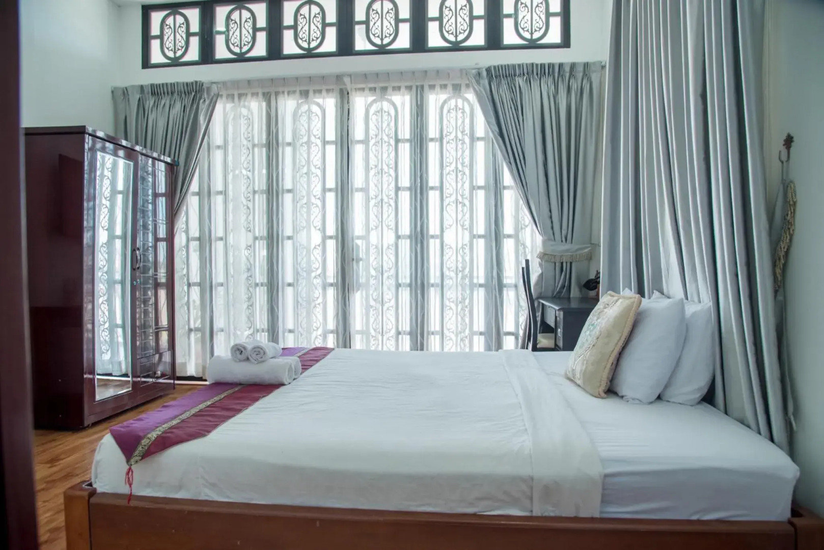 Foto - New Season Riverside Hotel