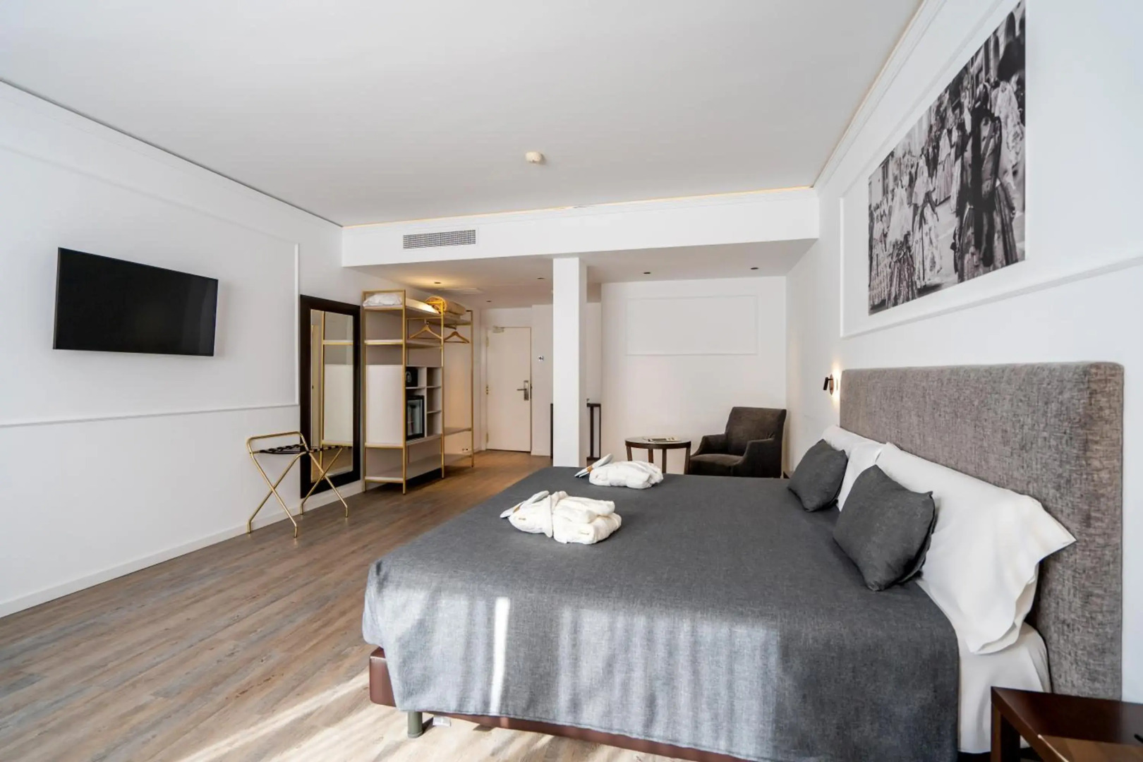 Photo - Hotel Conqueridor