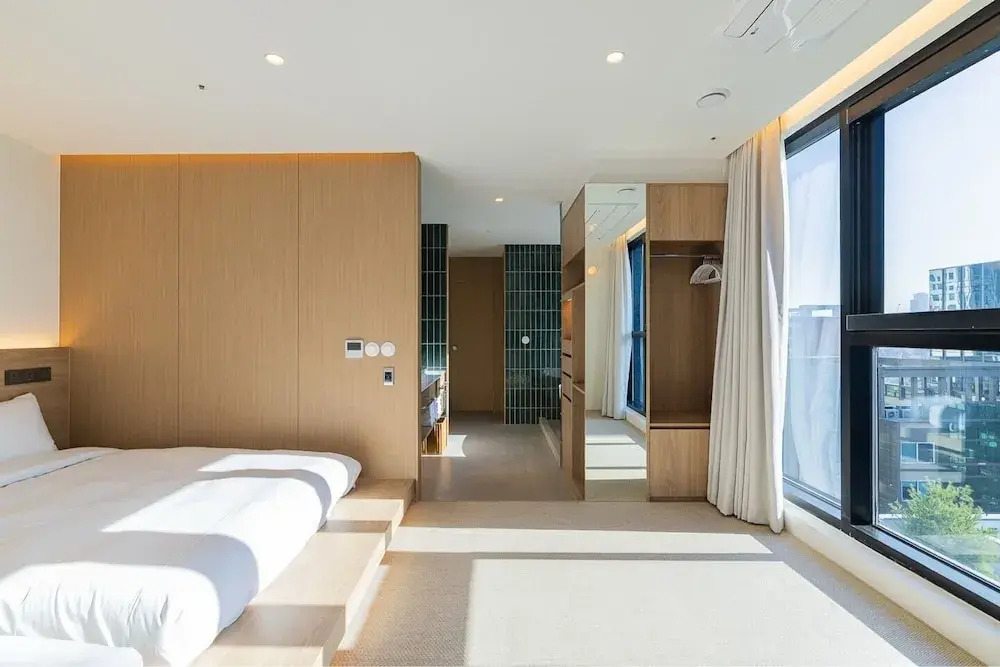 Foto - Gudo Collective Gangnam 구도 컬렉티브 강남