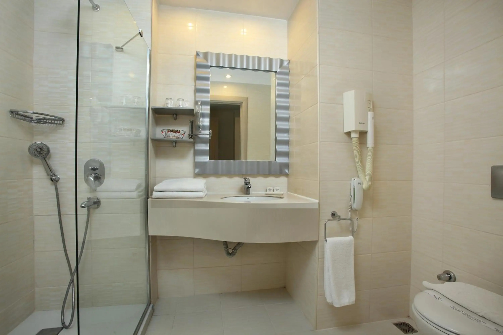 Photo - Mandarin Resort & Spa