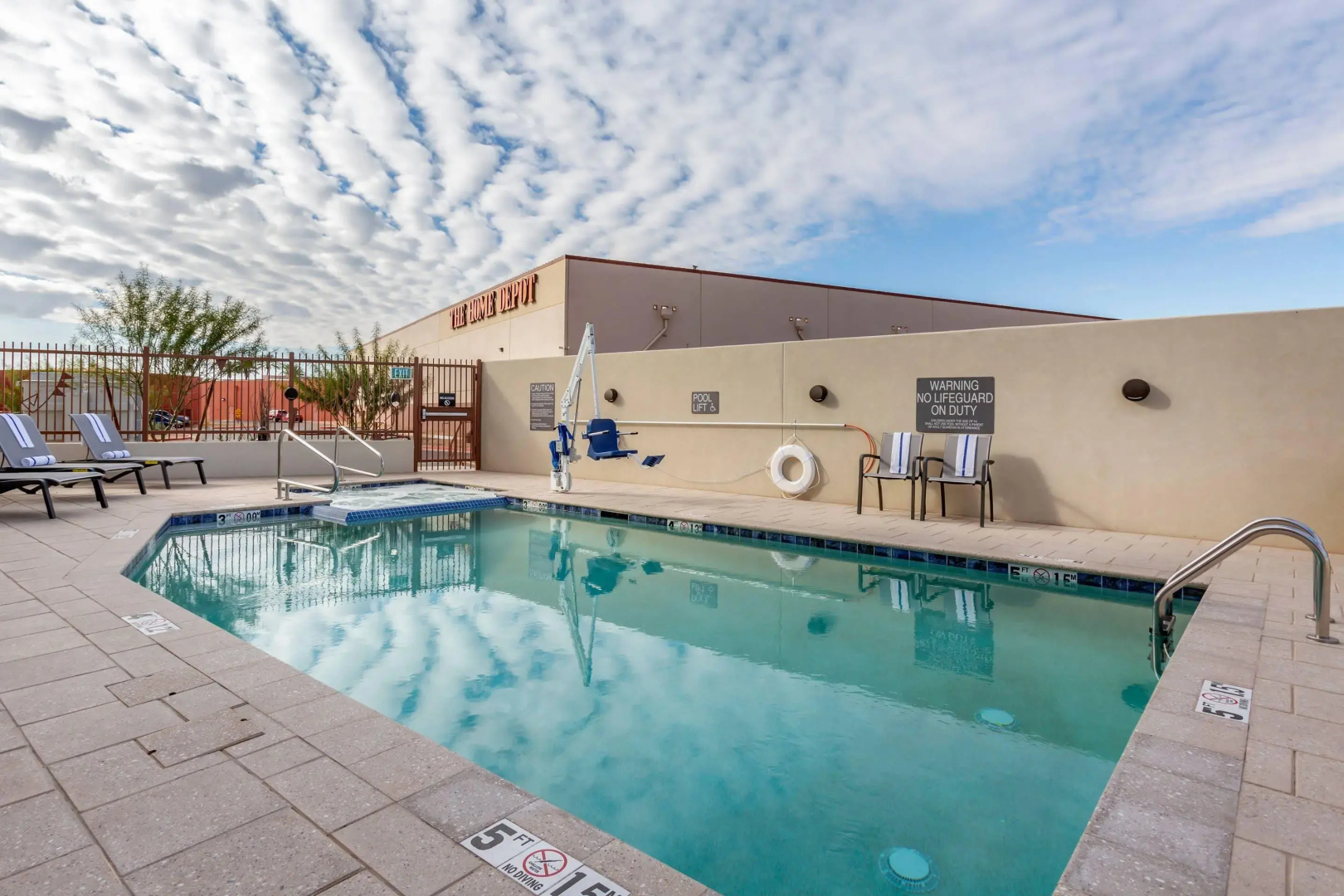 Foto - Comfort Suites Scottsdale Talking Stick Entertainment District