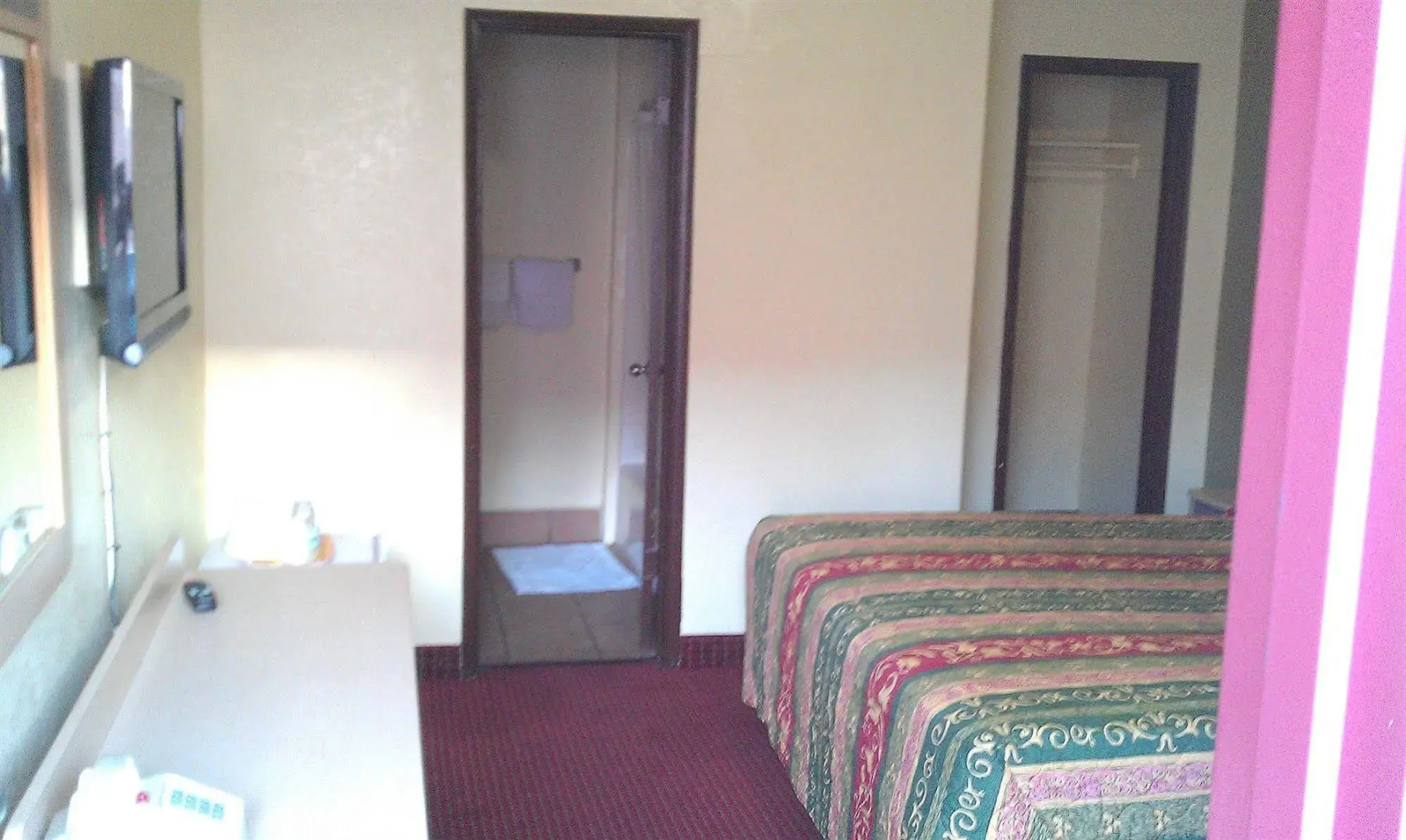 Photo - Value Inn Hollywood