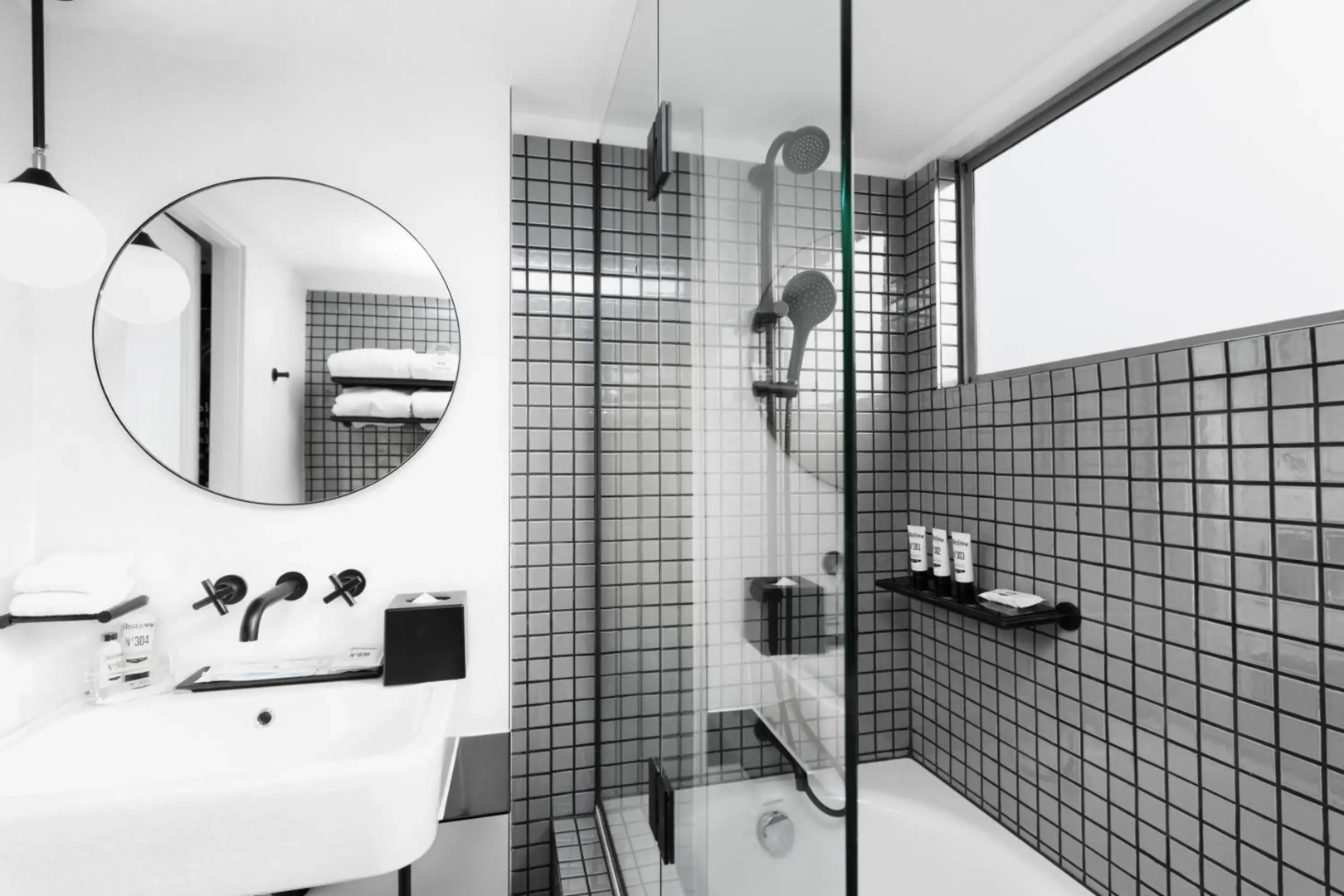 Photo - Ovolo Sydney Woolloomooloo, a Wyndham Hotel