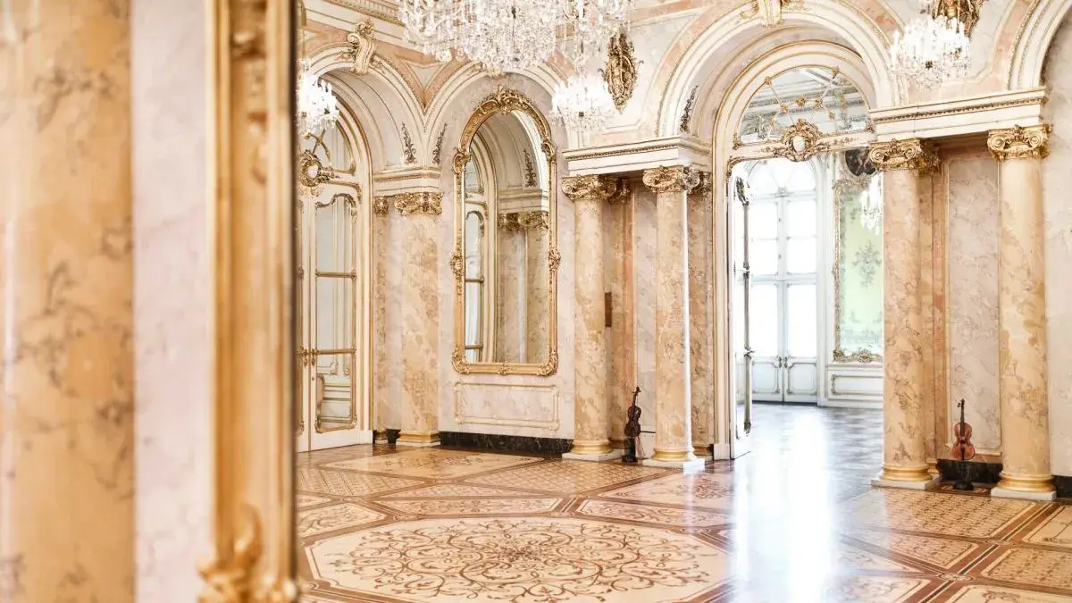 Photo - Palais Coburg
