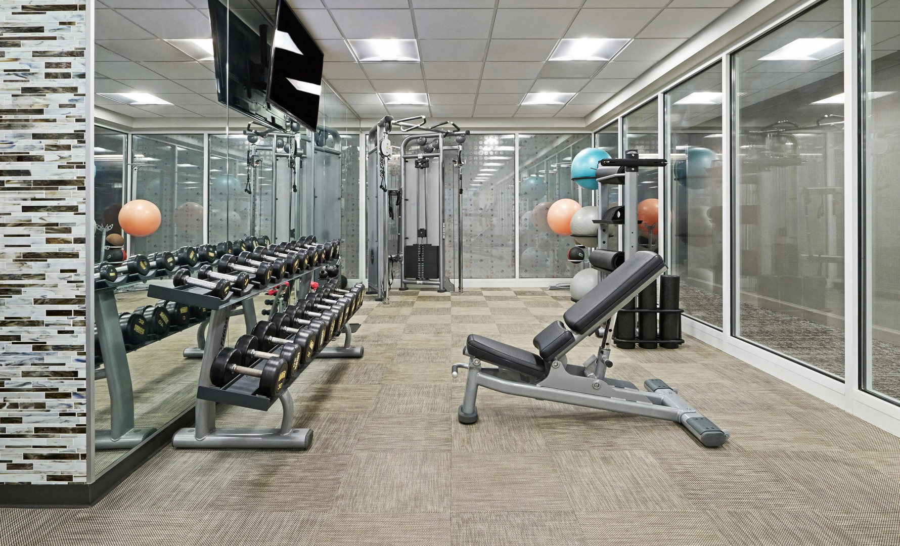 Photo - Hyatt Centric Chicago Magnificent Mile