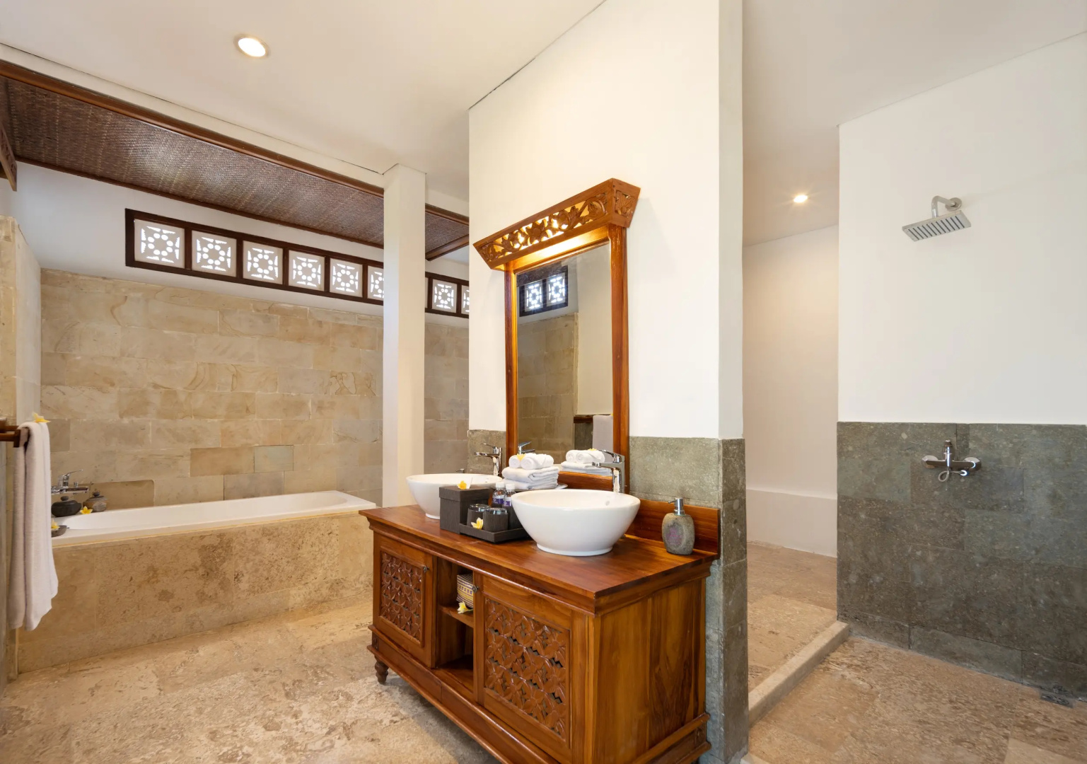 Foto - Swan Paradise A Pramana Experience