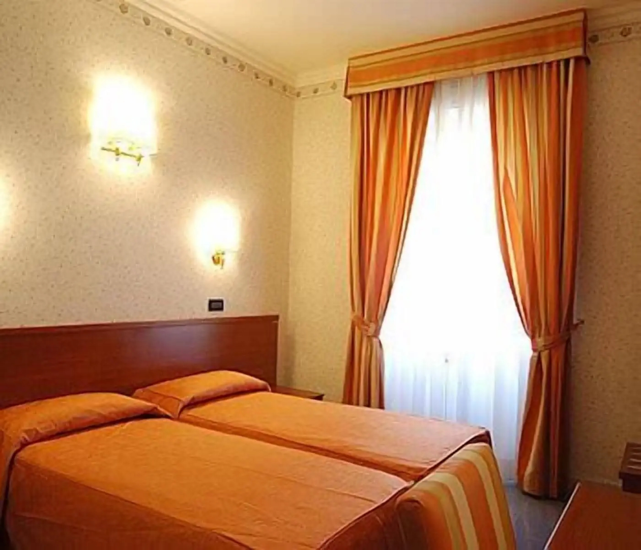 Foto - Hotel Dina