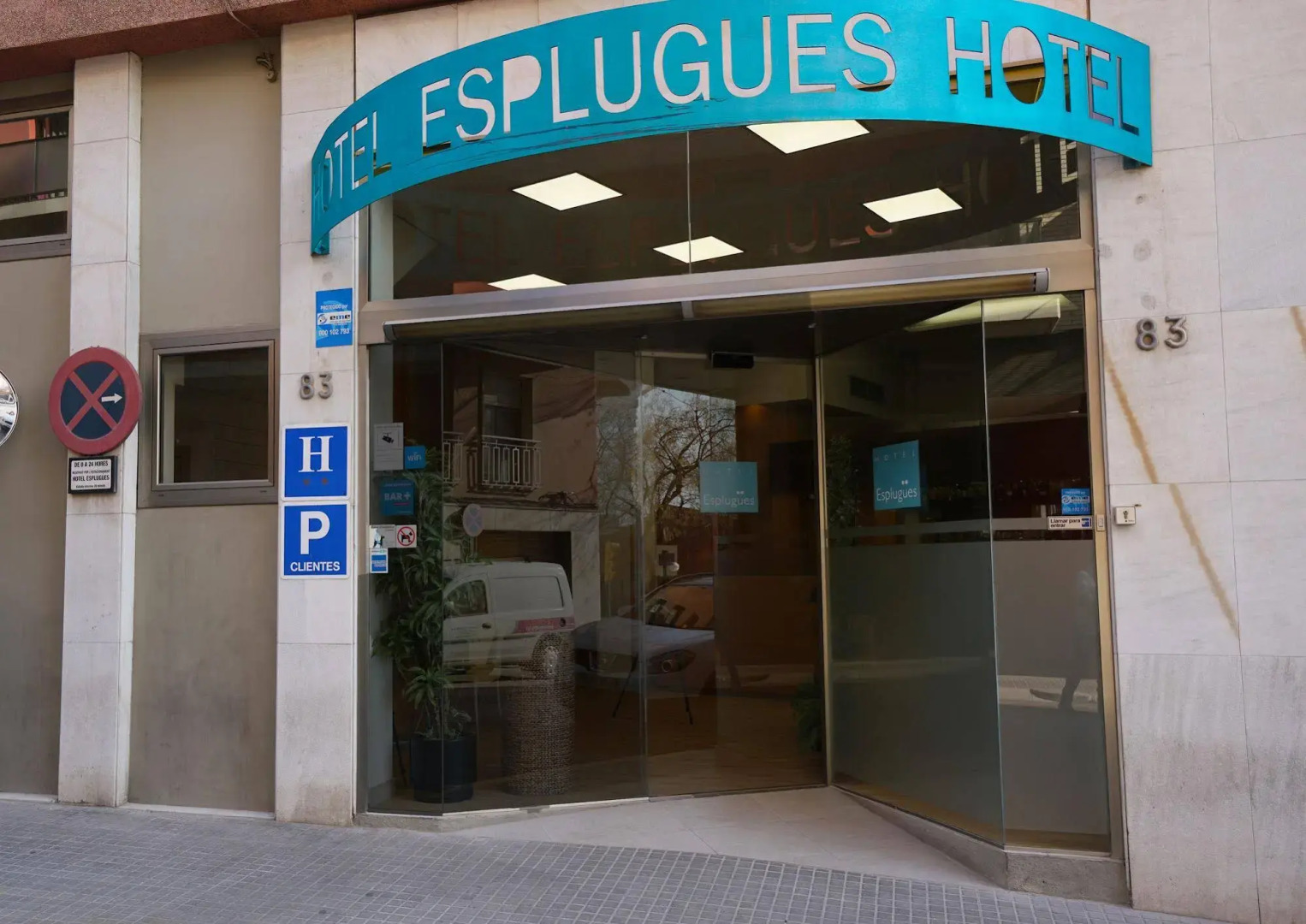 Photo - Hotel Esplugues