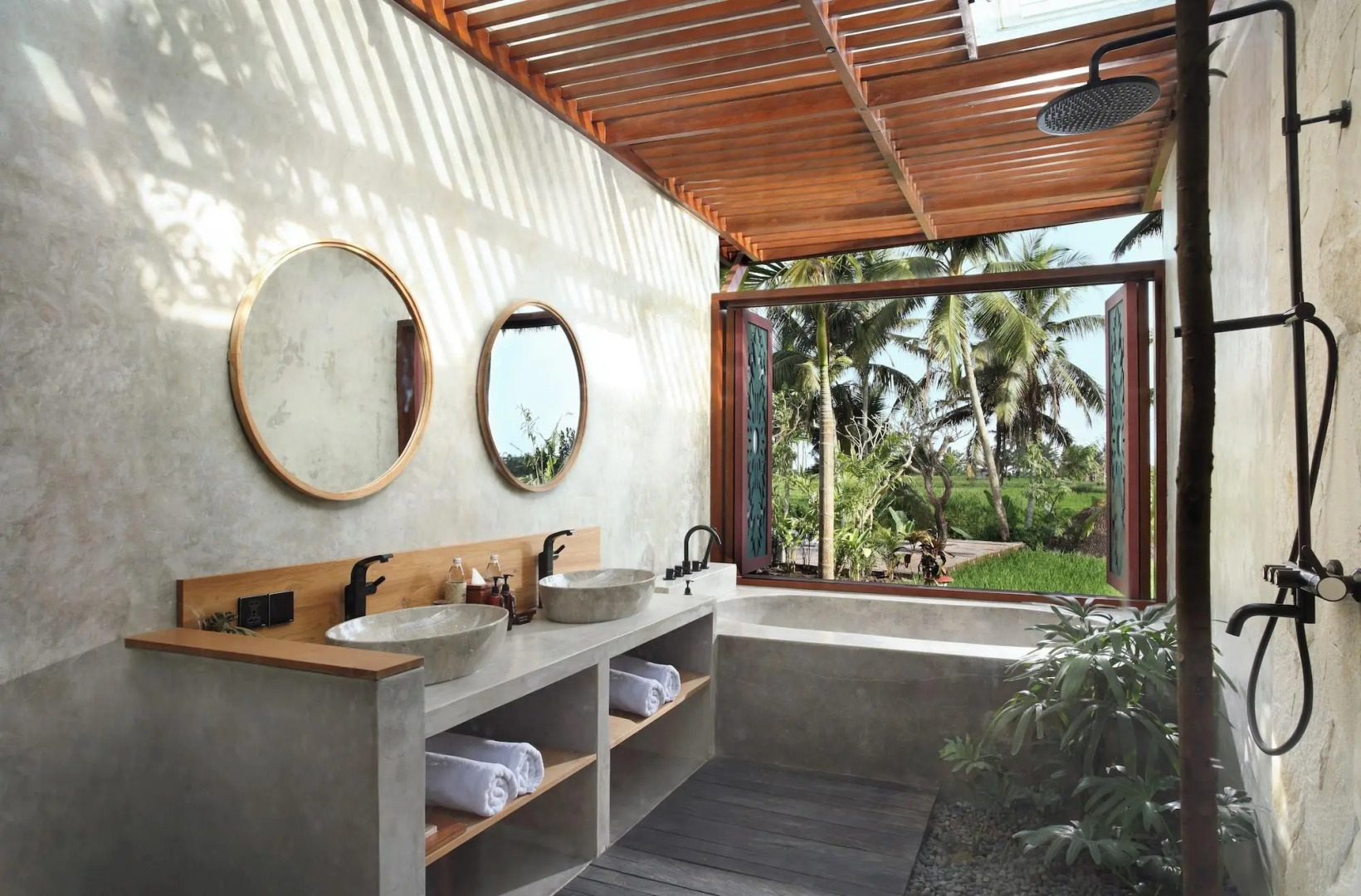 Foto - Inara Alas Harum