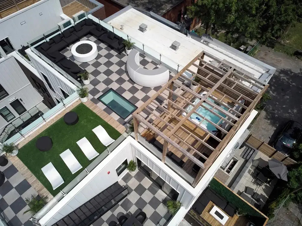 Photo - CLUBHAUS Hotel